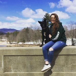 Meet your Posher, Abby